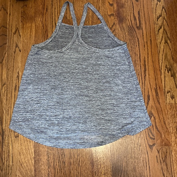 Tank - Picture 2 of 4